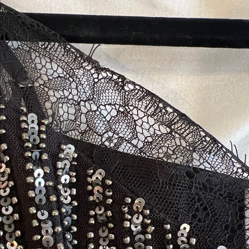 Cami NYC Black Silver Sequin Camisole Top XS NWOT - Picture 4 of 8